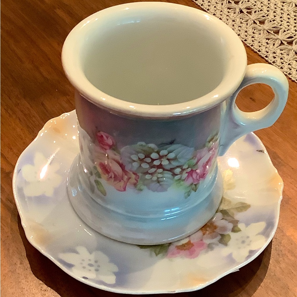 Beautiful Royal Carola Mug and plate